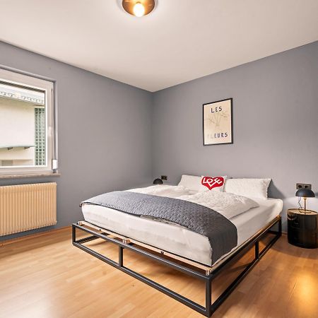 Apartment Fuer Bis Zu 6 Personen Mit Terrasse Und Klima Friedrichshafen Exterior photo